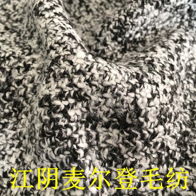 黑白芝麻呢黑灰芝麻呢面為30%羊毛70%化纖580克芝麻呢